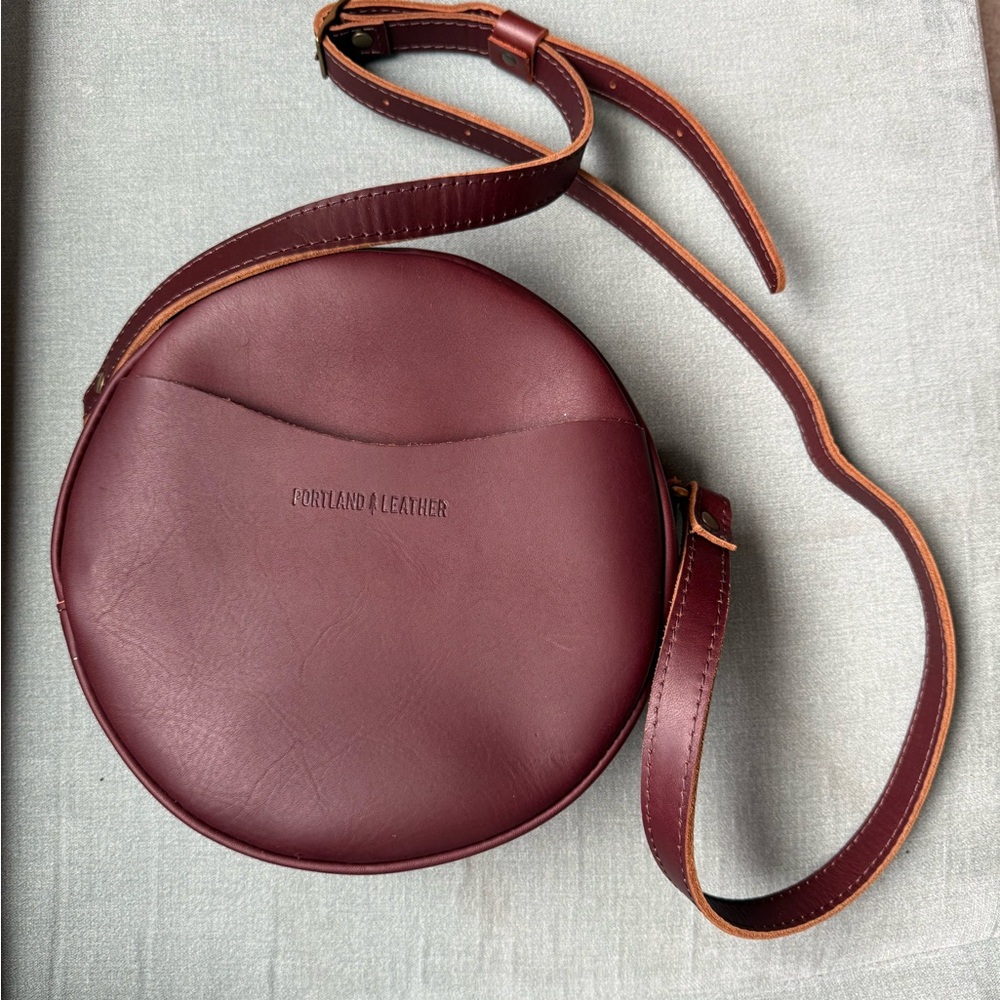 Portland Leather Round Crossbody Bag in Burgundy - Picture 3 of 8